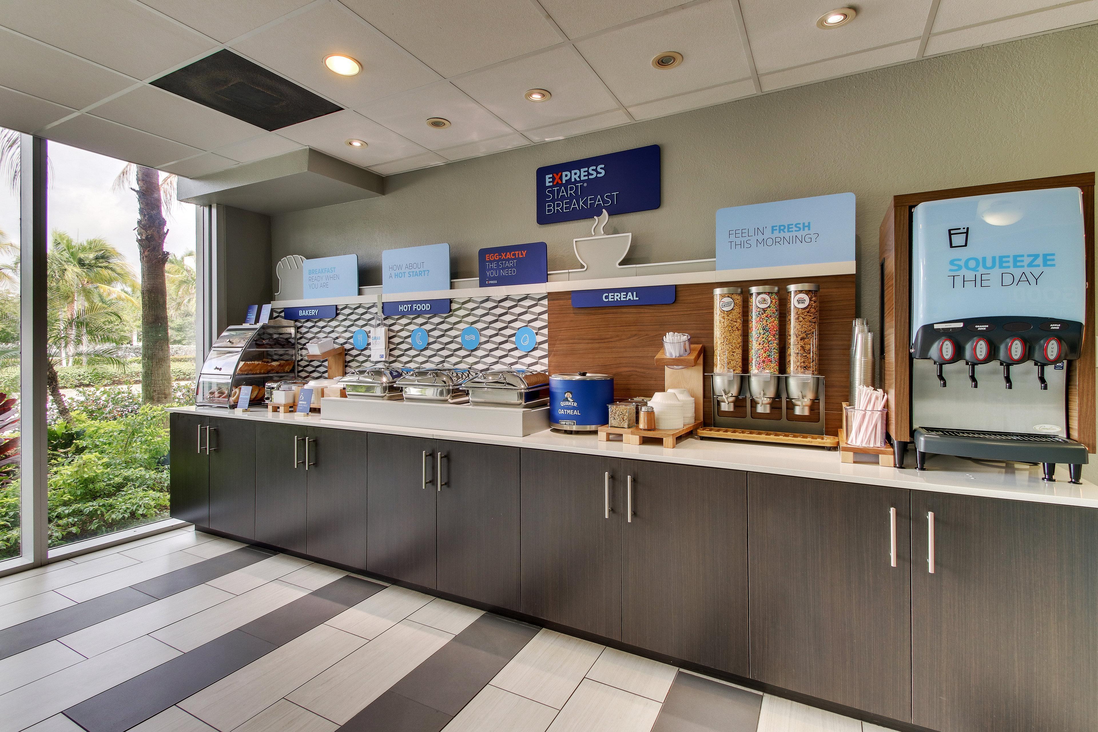 Holiday Inn Express West Palm Beach Metrocentre By Ihg Zewnętrze zdjęcie