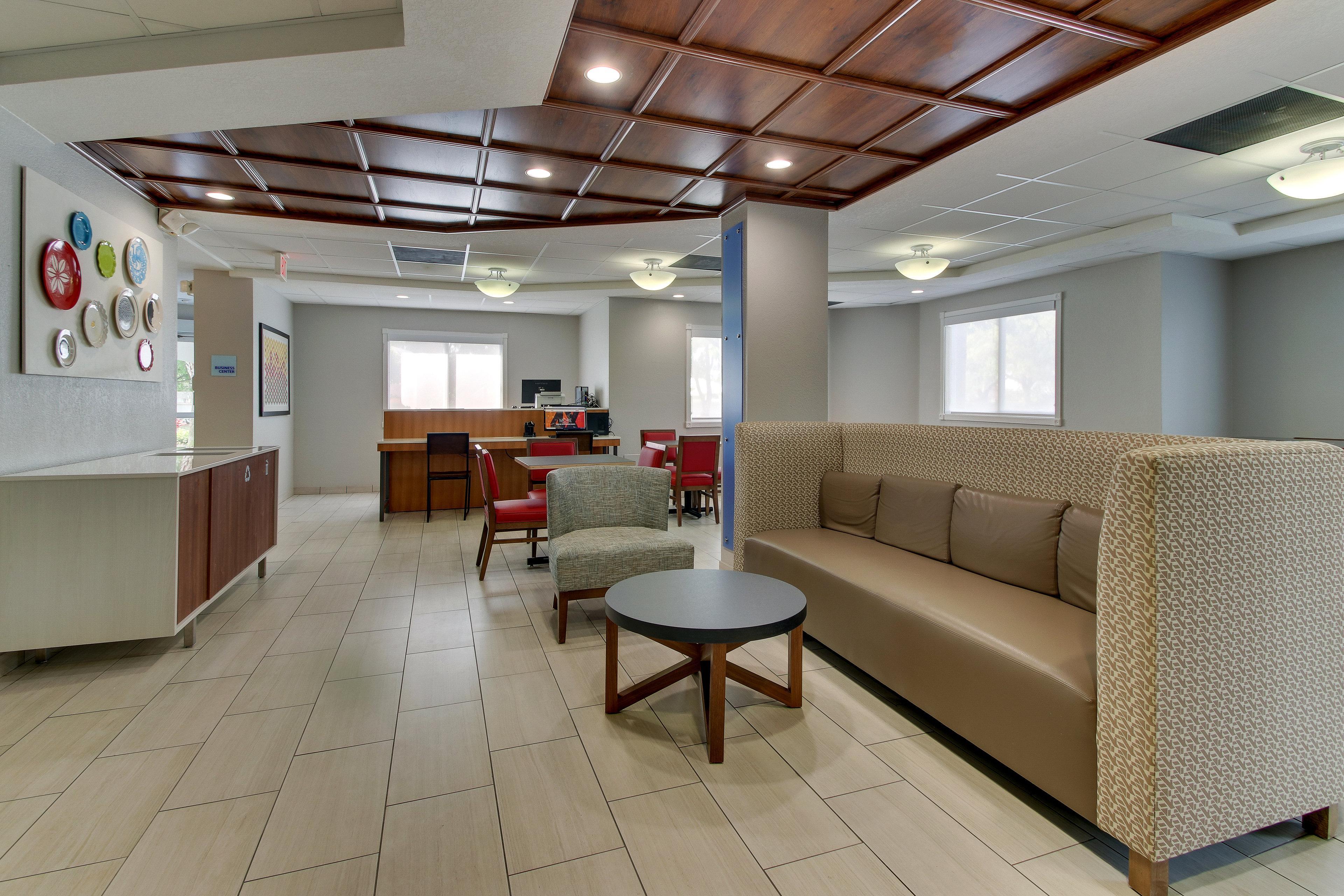 Holiday Inn Express West Palm Beach Metrocentre By Ihg Zewnętrze zdjęcie